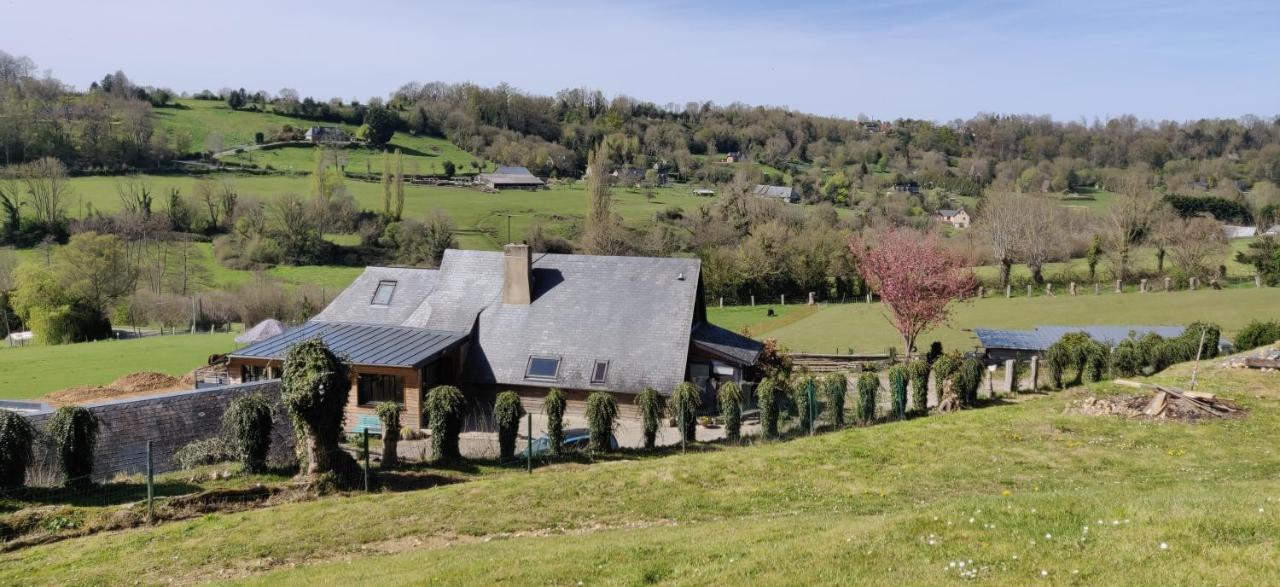 Gite De La Vallee Genneville Exteriér fotografie