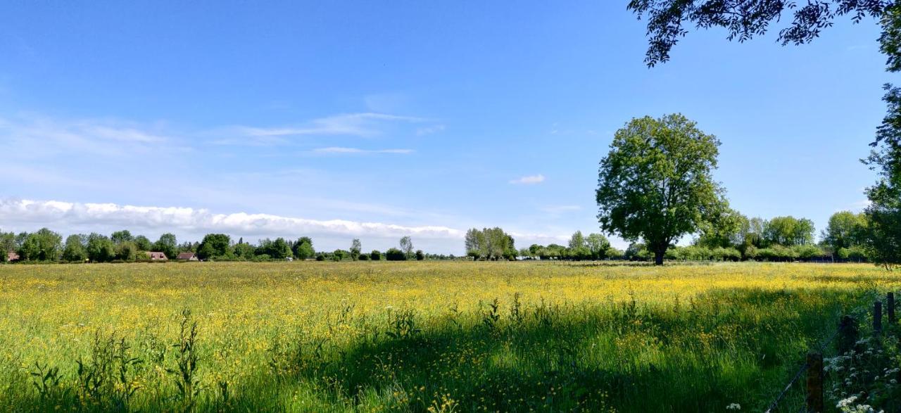 Gite De La Vallee Genneville Exteriér fotografie